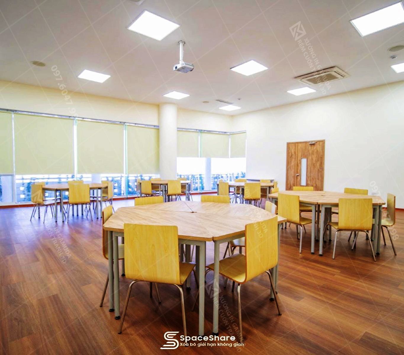 Lợi ích của Rèm cuốn tranh trong môi trường học tập