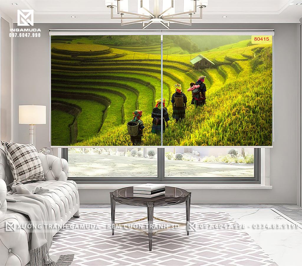 Rèm In Tranh 3D In Hình 4 Cô Gái Dân Tộc Vùng Cao Đang Đi Trên Những Ruộng Bậc Thang vùng lúa nương đã chín vàng rực, những hạt thóc mẩy chắc vàng giòn, những lá lúa vàng xọng - Xưởng Rèm Cuốn Tranh 3D Gamuda