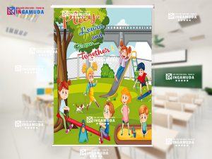 Rèm cuốn tranh in hình bé vui chơi phát triển cùng các bạn qua các trò chơi