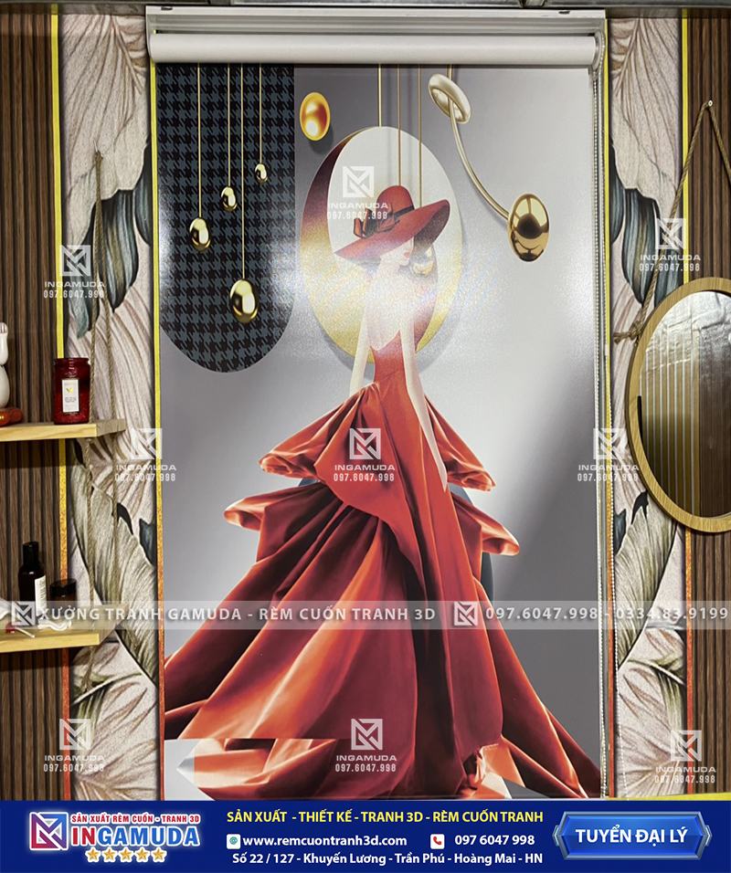 Hình ảnh thực tế sau khi thi công rèm cuốn tranh 3d in hình cô gái cho phòng decor xinh xắn