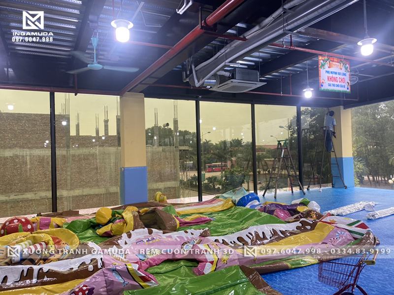 Rèm cuốn trơn giá tốt nhất cho văn phòng và khu vui chơi trẻ em - công trình thi công tại Bắc Giang Bảo Hành 3 Năm Chính Sách Hỗ Trợ Tốt Nhất Thi Công Chuyên Nghiệp Nhanh Chóng