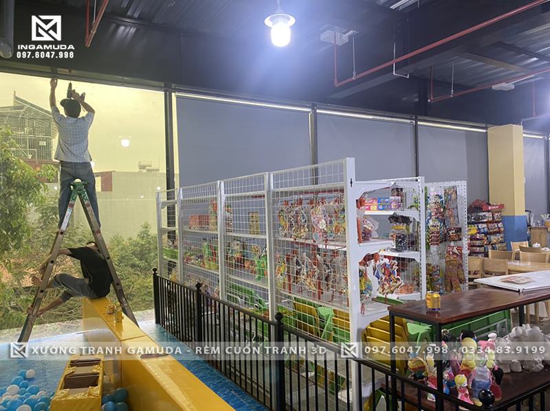 Rèm cuốn trơn giá tốt nhất cho văn phòng và khu vui chơi trẻ em - công trình thi công tại Bắc Giang Bảo Hành 3 Năm Chính Sách Hỗ Trợ Tốt Nhất Thi Công Chuyên Nghiệp Nhanh Chóng