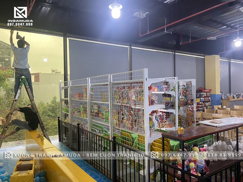 Rèm cuốn trơn giá tốt nhất cho văn phòng và khu vui chơi trẻ em - công trình thi công tại Bắc Giang Bảo Hành 3 Năm Chính Sách Hỗ Trợ Tốt Nhất Thi Công Chuyên Nghiệp Nhanh Chóng