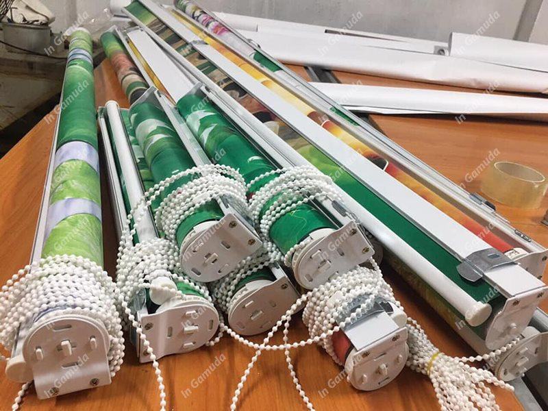 Rèm cuốn tranh in 2 mặt