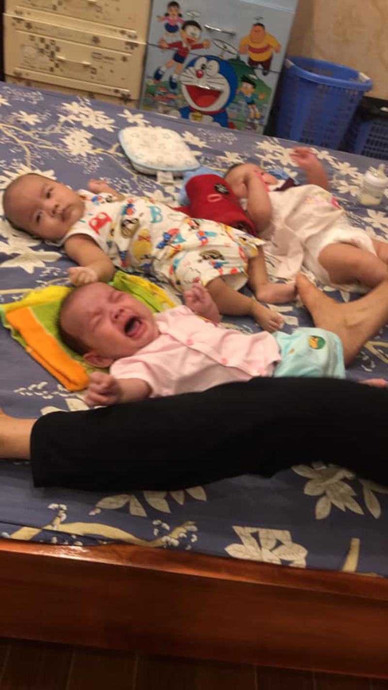 Các em nhỏ tại chùa được sư cô và các bà các mẹ gần chùa cưu mang chăm sóc