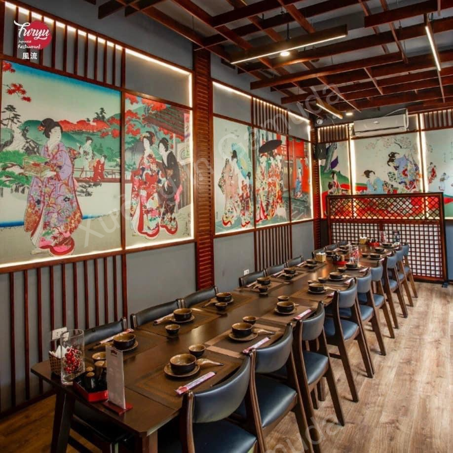 Rèm cuốn in tranh thiết kế đa dạng sáng tạo