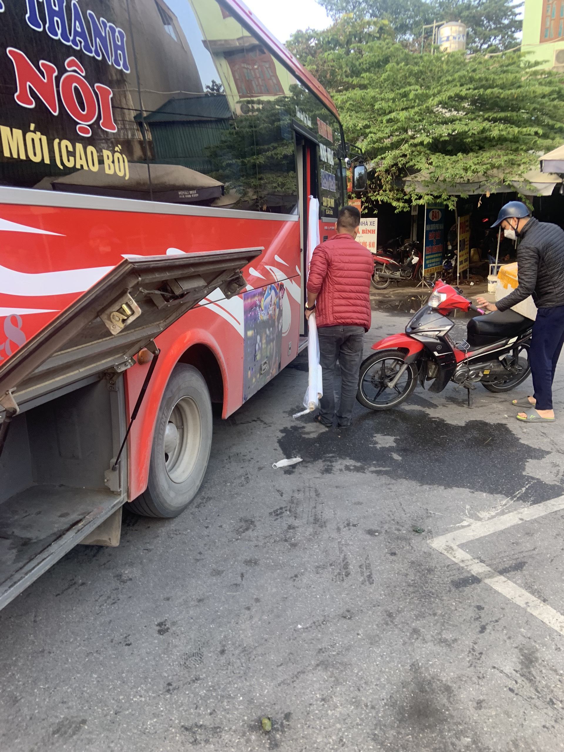 Dịch vụ vận chuyển hàng nhanh chóng đến tay khách hàng