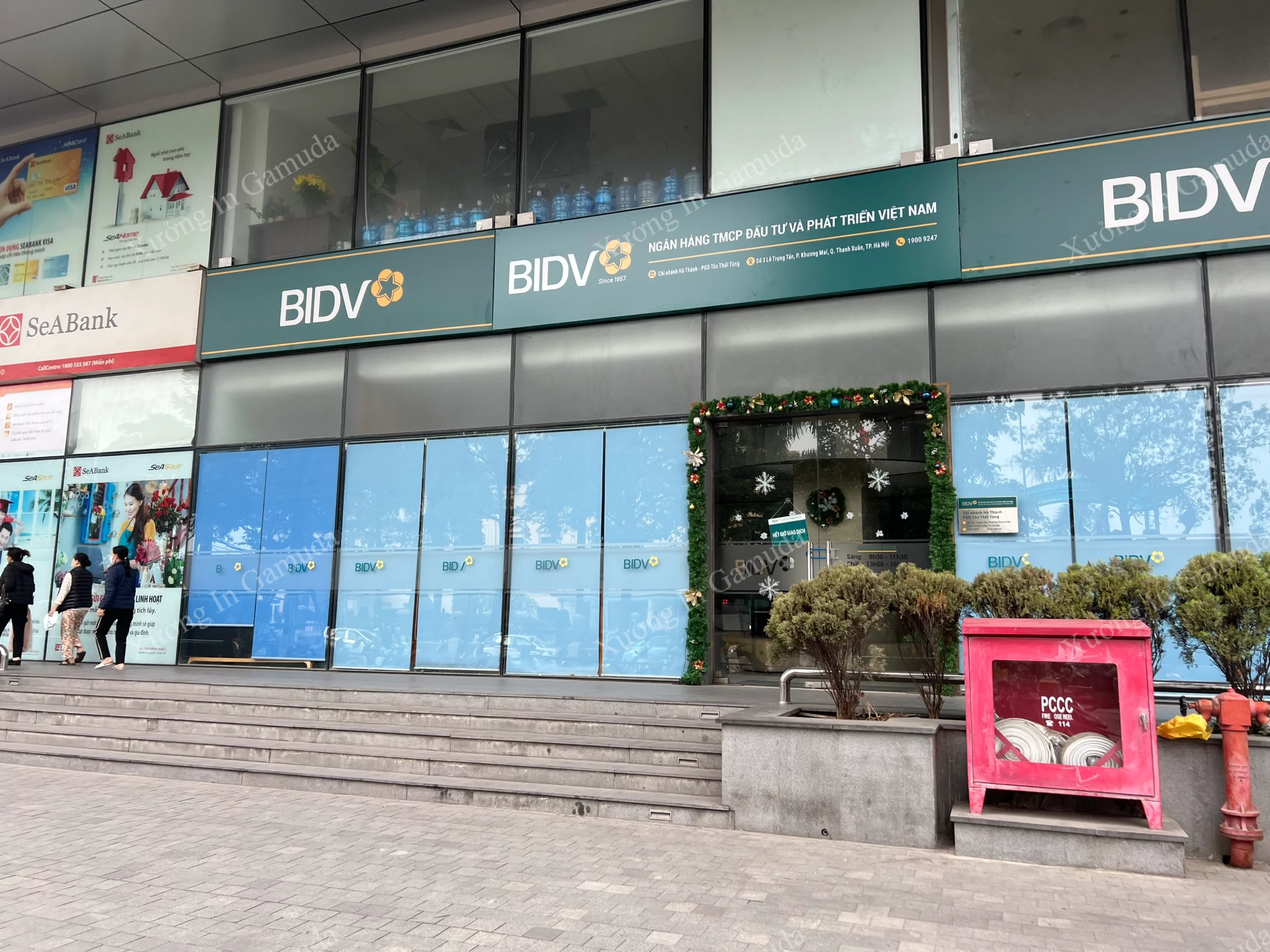 Rèm cuốn logo cho ngân hàng BIDV in ấn và sản xuất tại xưởng in Gamuda
