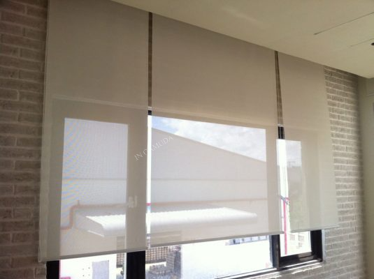 Xưởng In Gamuda Chuyên Sản Xuất Và Phân Phối Sản Phẩm Rèm Cuốn Lưới In UV Sắc Nét Lên Vải Rèm Giá Đại Lý Phân Phối Toàn Quốc