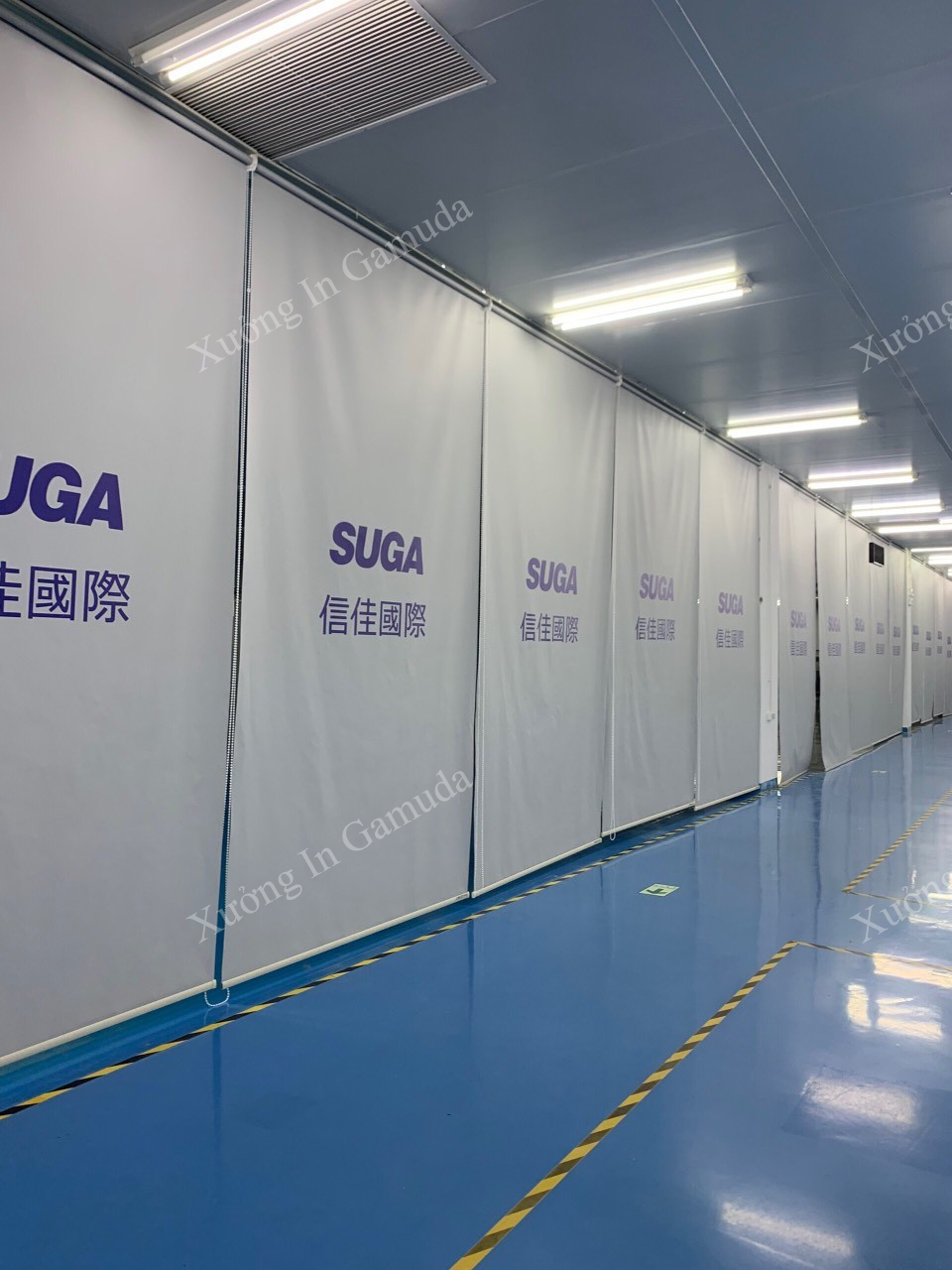 In logo thương hệu lên vải rèm - công cụ quảng bá thương hiệu một cách hiệu quả