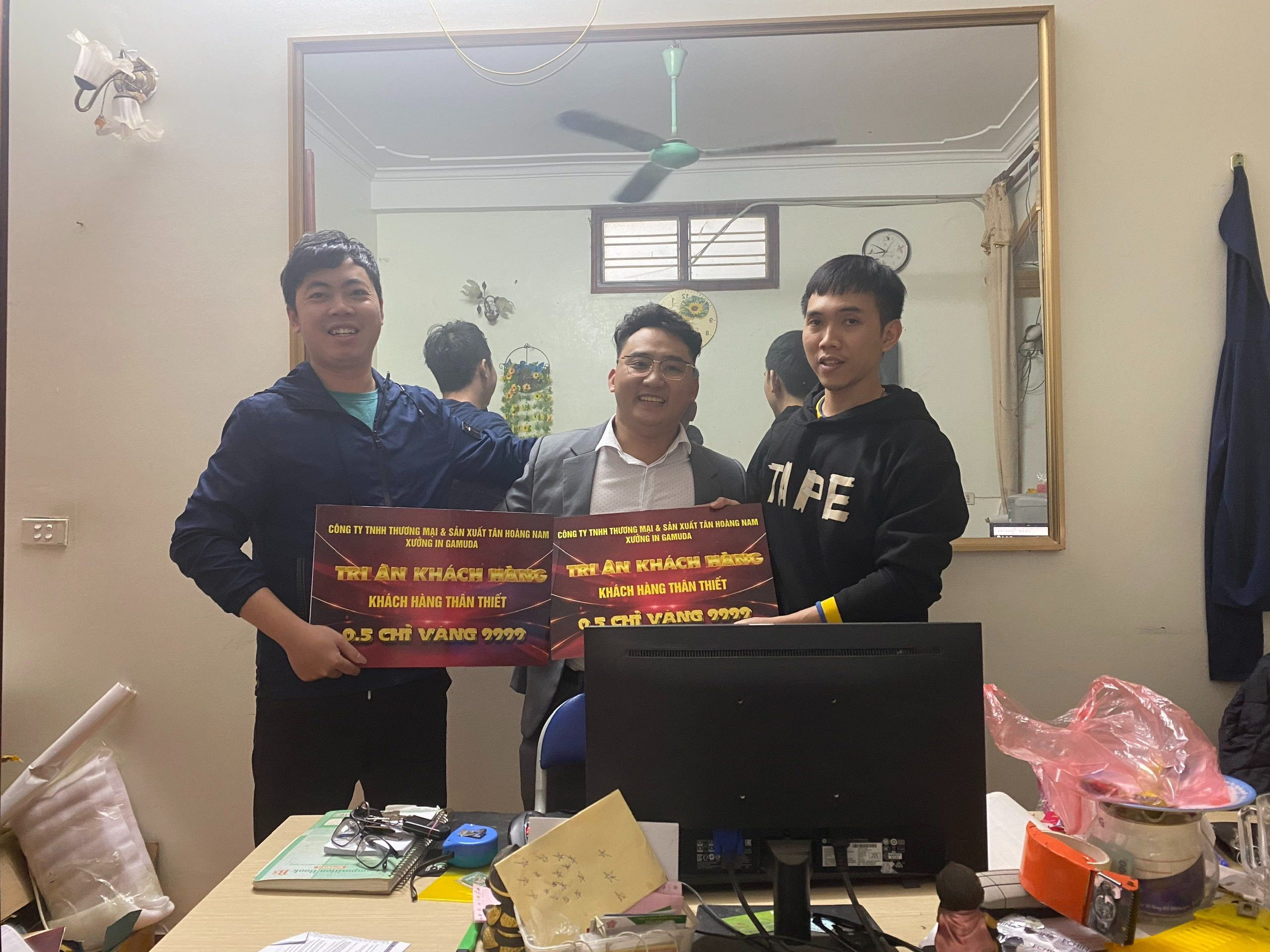 Tại Xưởng in Gamuda, Buổi Tất Niên Kết Thúc Năm 2023 Đã Diễn Ra Trong Không Khí Hân Hoan Và Phấn Khởi Của Anh Chị Em trong Công Ty Và Các Đại Lý