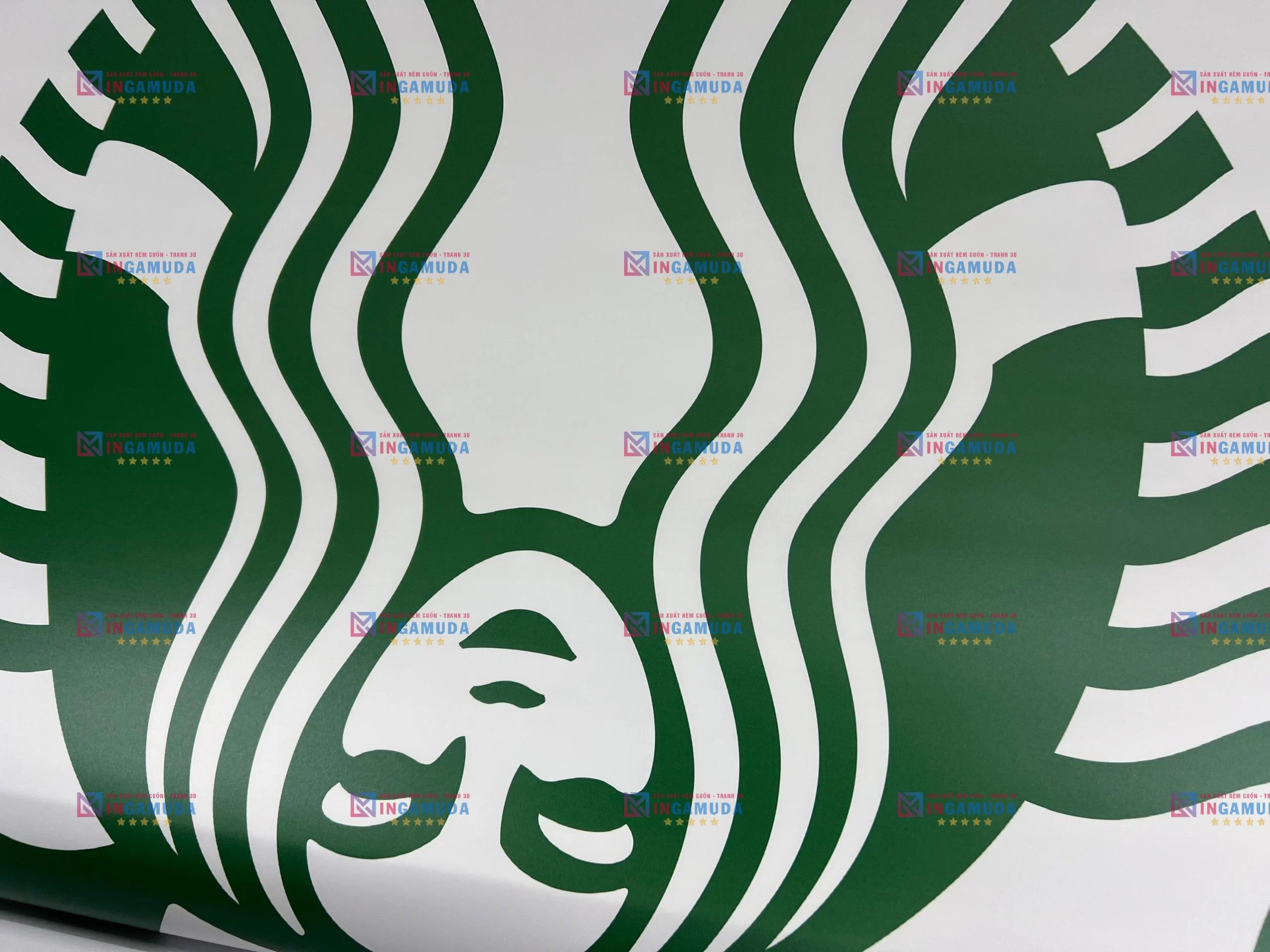 In Logo Lên Rèm Cuốn Công Nghệ In UV Sắc Nét Đảm Bảo Độ Chân Thực Cho Màu Thương Hiệu. In Rèm Logo Quán COFFEE STARBUCKS Địa Chỉ In Ấn Uy Tín Tại Xưởng In Gamuda