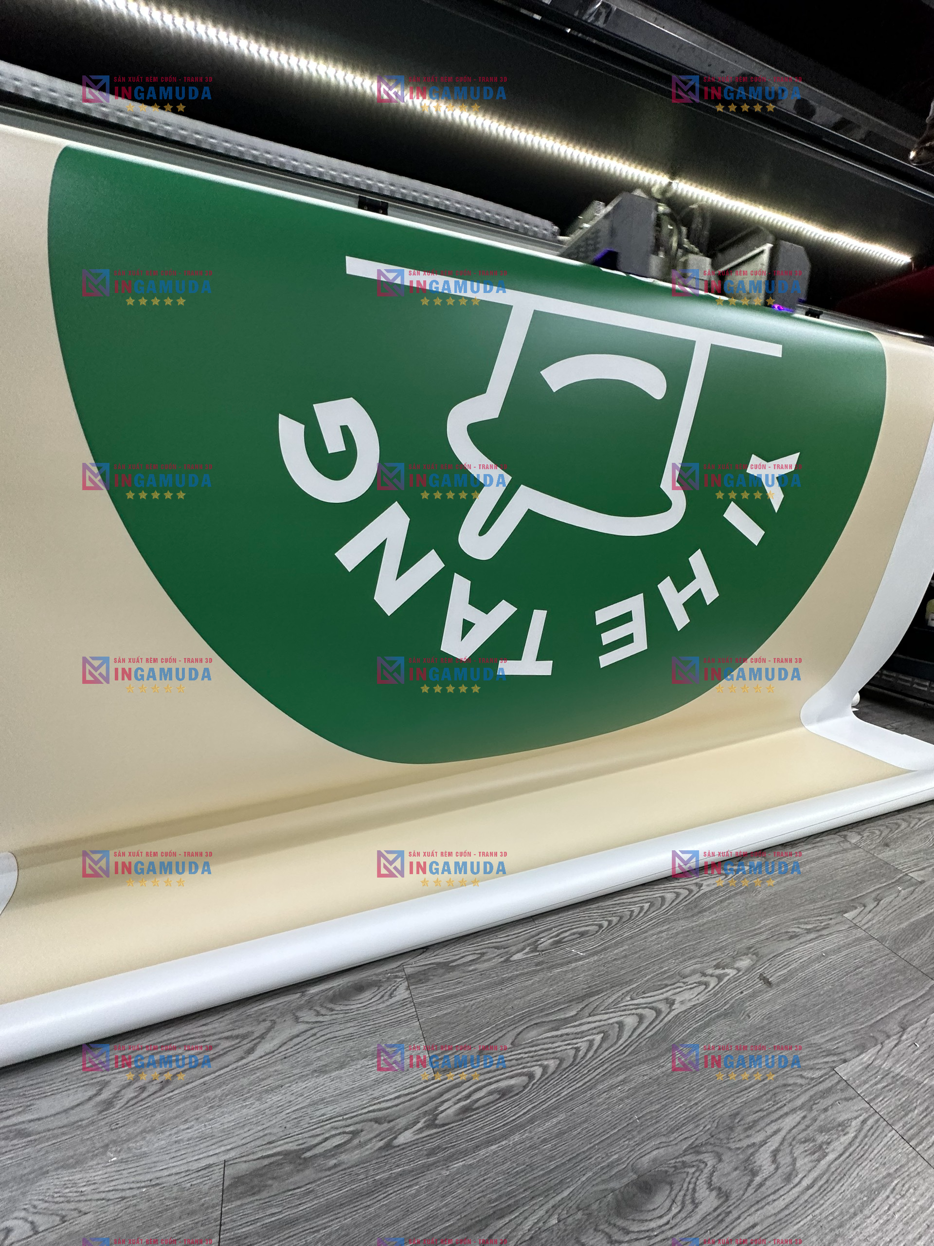 Rèm Cuốn In Logo Thiết Kế Cho Quán Trà Sữa Thi Công Sản Xuất Trọn Gói Tại Xưởng in Gamuda Phục Vụ Nhanh Chóng Với Giá Thành Rẻ Số 1 Cho Các Quán Trà Sữa