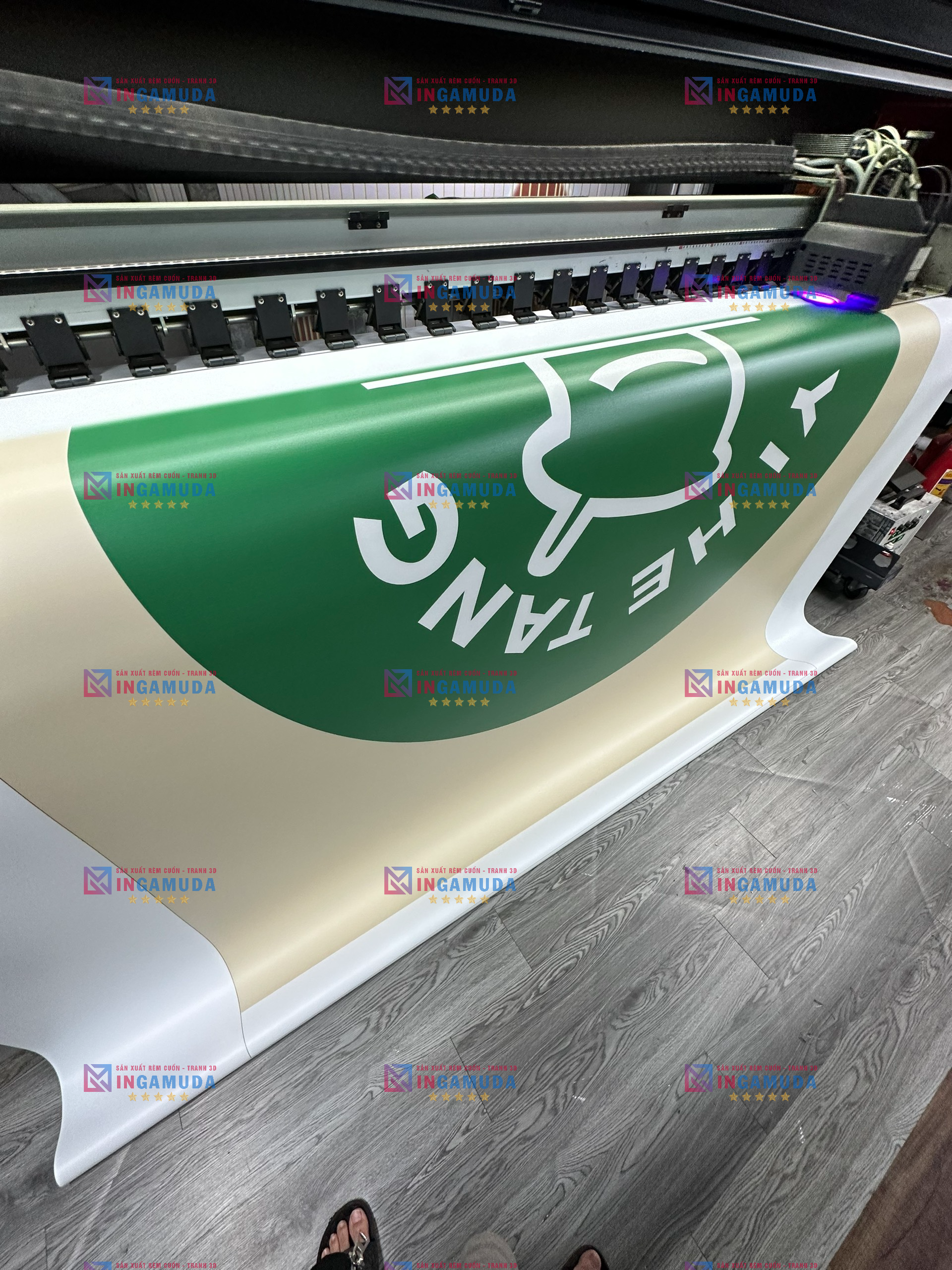 Rèm Cuốn In Logo Thiết Kế Cho Quán Trà Sữa Thi Công Sản Xuất Trọn Gói Tại Xưởng in Gamuda Phục Vụ Nhanh Chóng Với Giá Thành Rẻ Số 1 Cho Các Quán Trà Sữa
